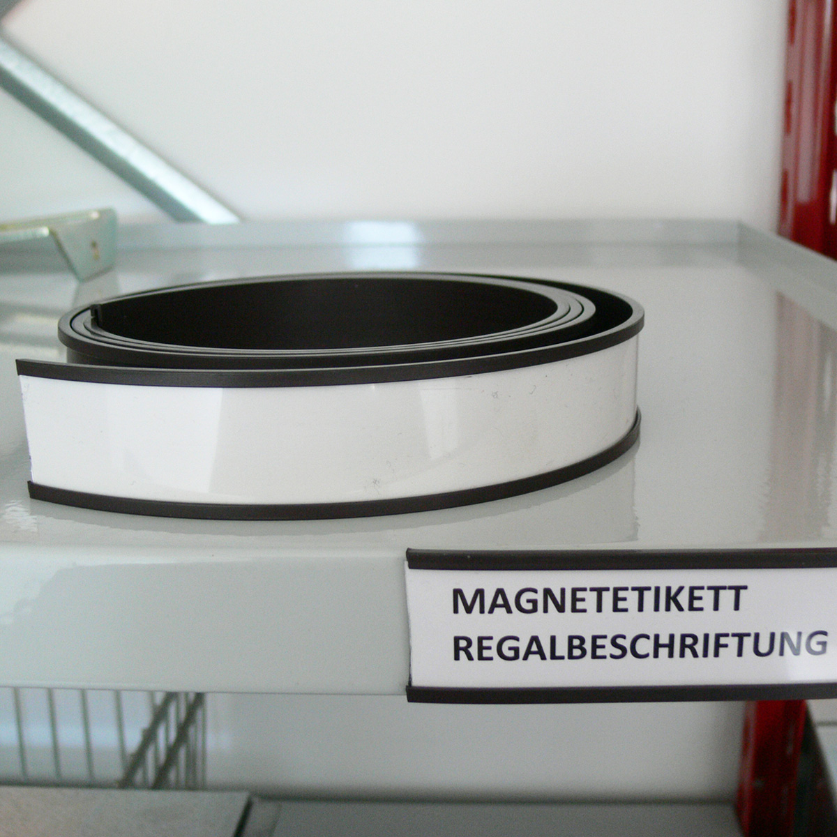 Magnetetikett Magnetetikett in Rolle zu 10 lfm, inklusive Papierstreifen und PVC Schutzfolie