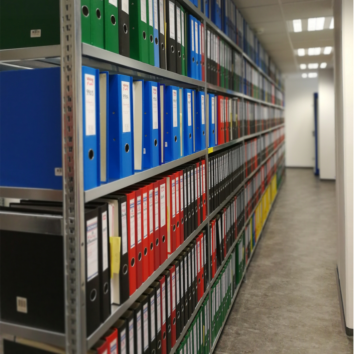 Archivregal_1 Doppelregal für Archive 2030x300x2500 mm (BxTxH), 12 Fachböden